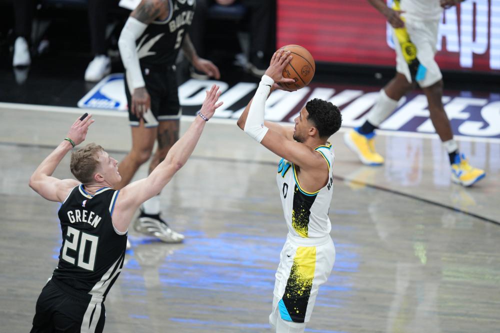 他不断打破 他不断打破